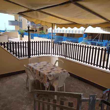 Apartment Beachfront House *