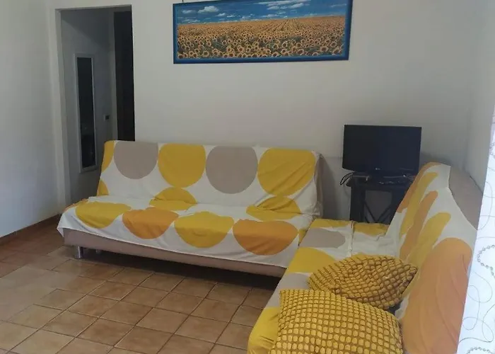 Beachfront House Nettuno