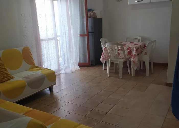 Beachfront House Daire *